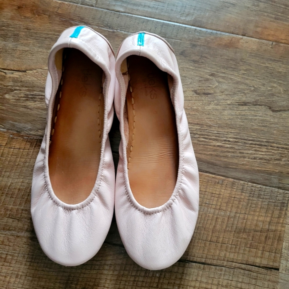 Pink Tieks